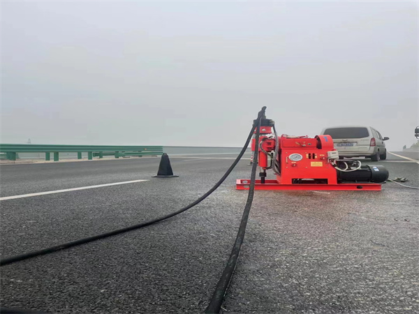 长安镇马路路基路面开裂下沉注浆加固灌浆