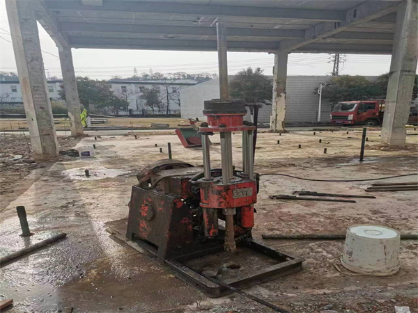 长安镇袖阀管小导管注浆加固施工工艺